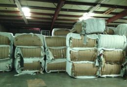 Baled bulk textile waste for recycling